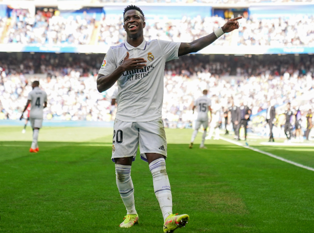 Umyarov Weighs in on Ballon d'Or Contenders A Tribute to Midfield Mastery
